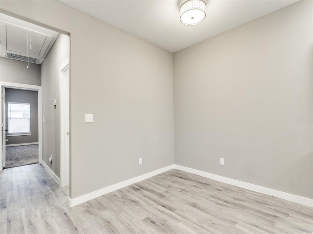 3207 Karen St - Photo 6 of 25