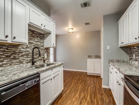 129 Lipan St - Photo 1 of 1