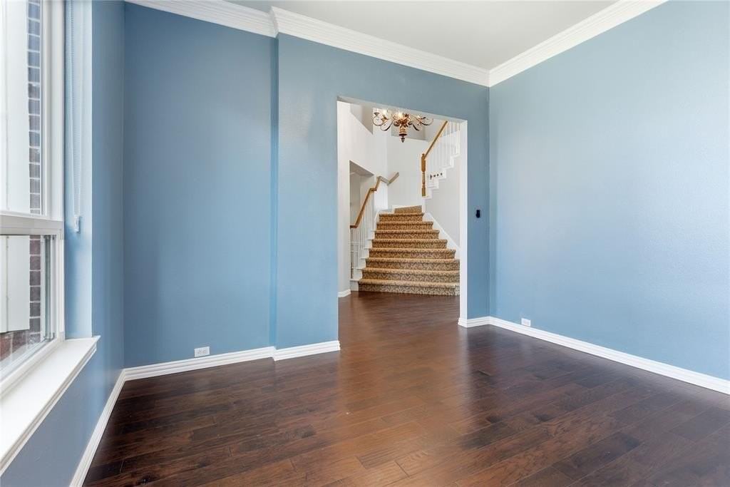 2317 Creek Ridge Dr - Photo 6 of 38