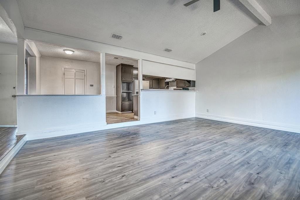 1505 W Lamar Blvd - Photo 4 of 24