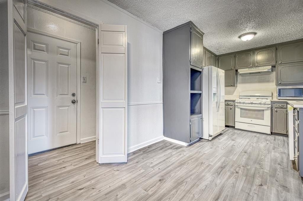 1505 W Lamar Blvd - Photo 7 of 24