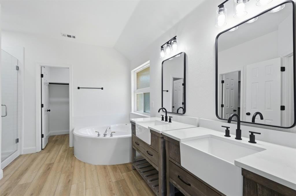 3013 Kimble Dr - Photo 5 of 19