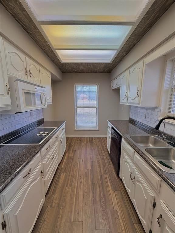 228 Prairie View Ln - Photo 7 of 16