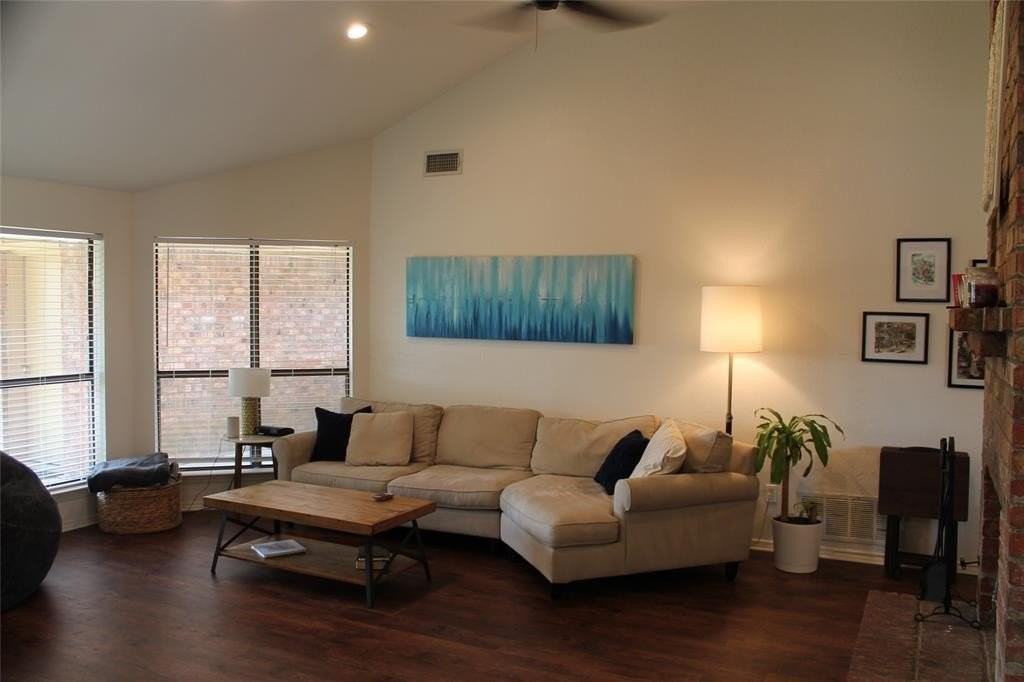 2036 Sancerre Ln - Photo 2 of 19