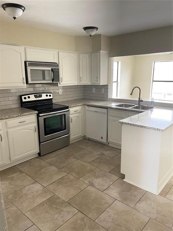 3314 Jones Dr - Photo 4 of 13