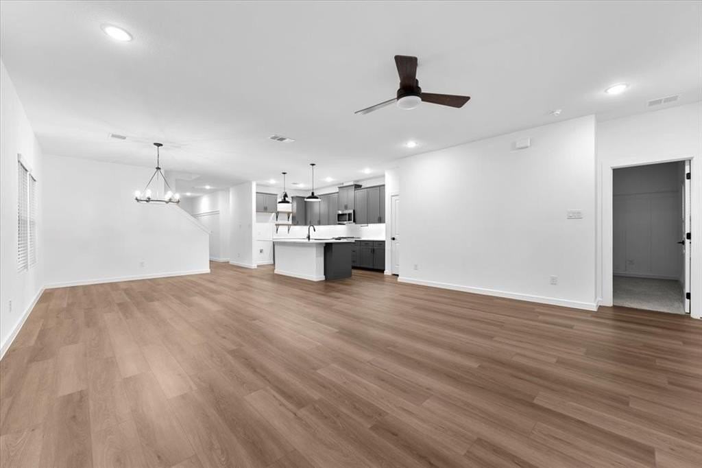 515 Meadowlark Dr - Photo 2 of 39