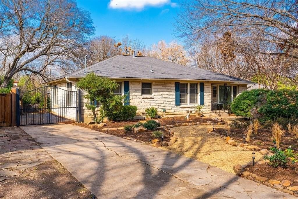 2129 Elmwood Blvd - Photo 6 of 35