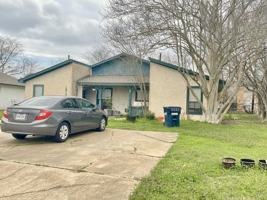 featured image of 1515 Pine Ridge Dr #B