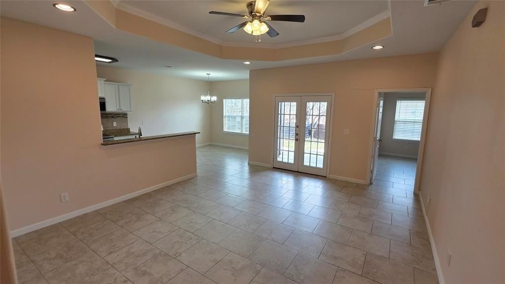 3118 Roosevelt Ave - Photo 3 of 27