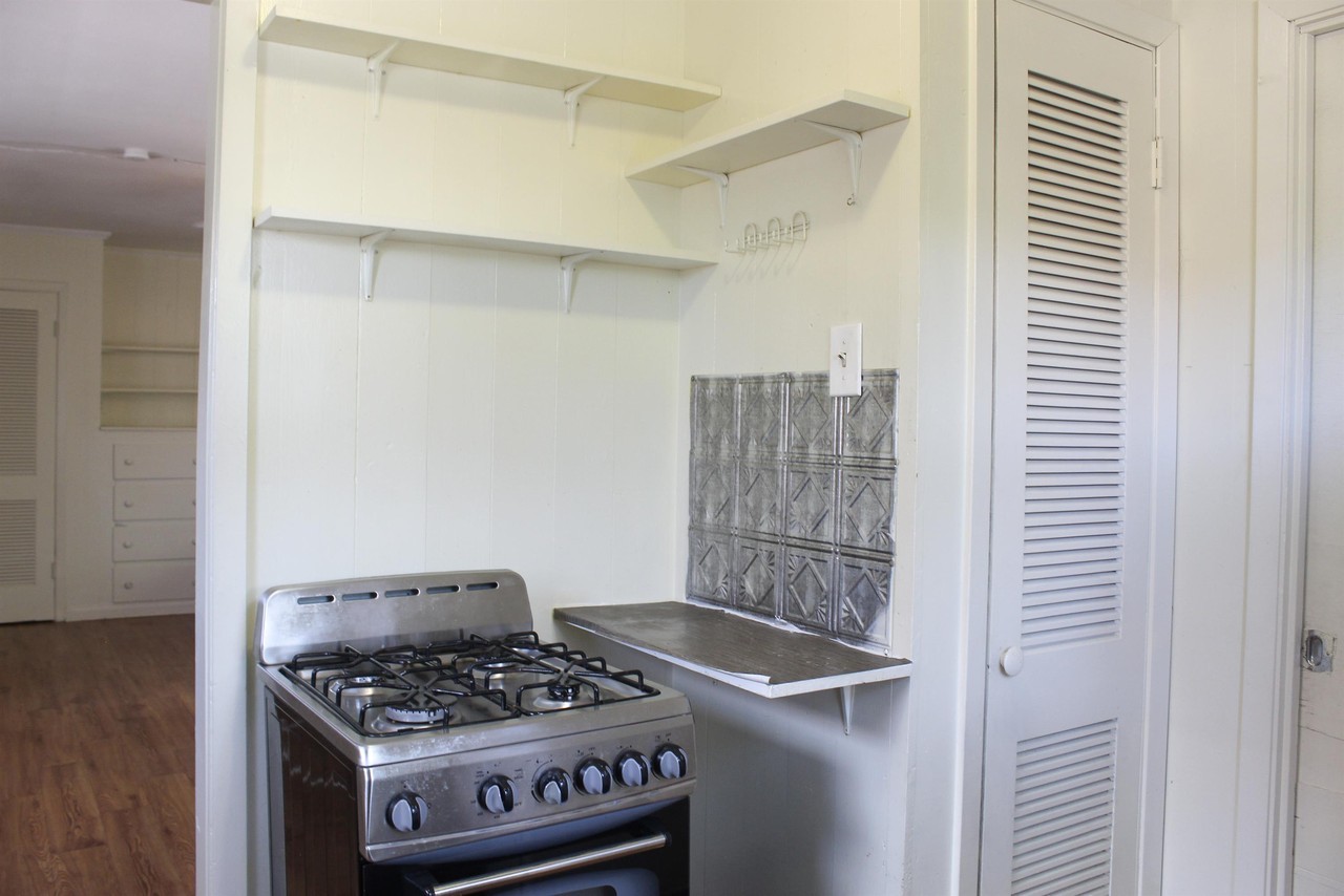 404 College Main #A - Photo 7 of 11