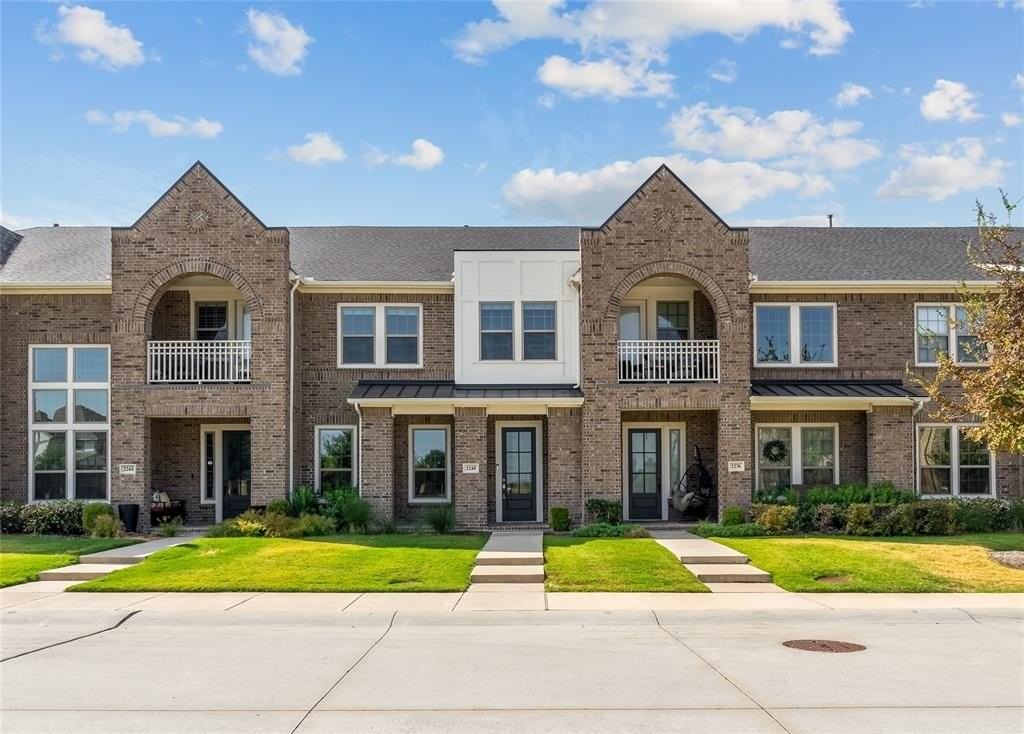 2240 Lasso Ln - Photo 4 of 26