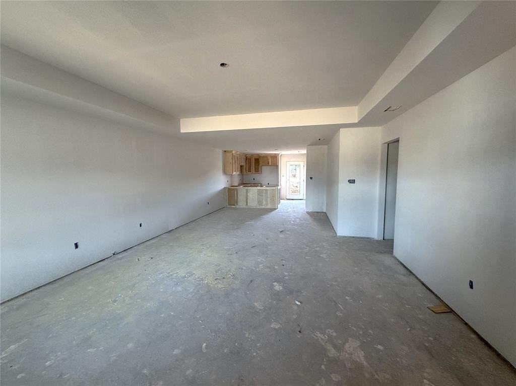 365 Kristie Path - Photo 3 of 10