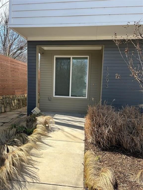 1293 Clifftop Ln - Photo 2 of 36