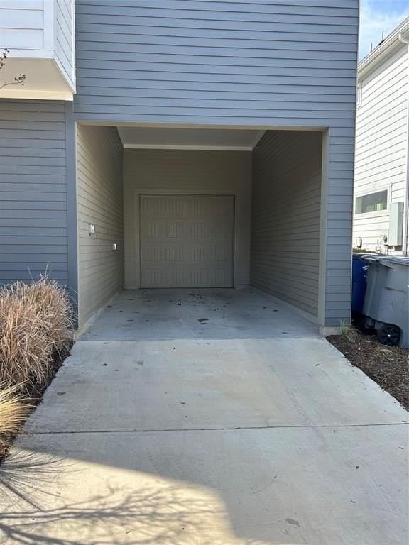 1293 Clifftop Ln - Photo 3 of 36