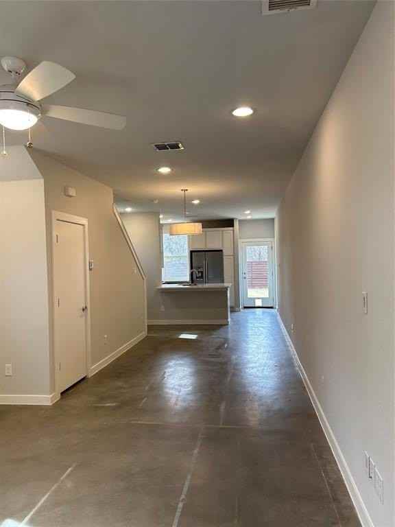 1293 Clifftop Ln - Photo 6 of 36