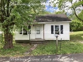 1413 E 18th St #1 - Photo 1 of 1