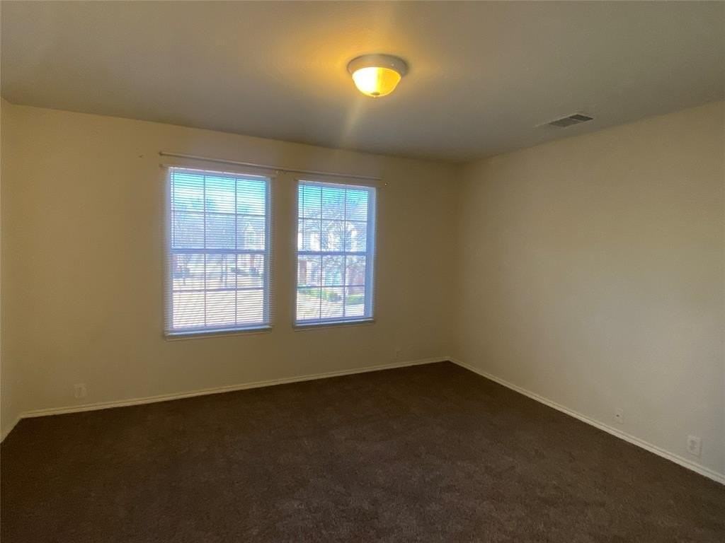 2725 Hyde Park Dr - Photo 7 of 14