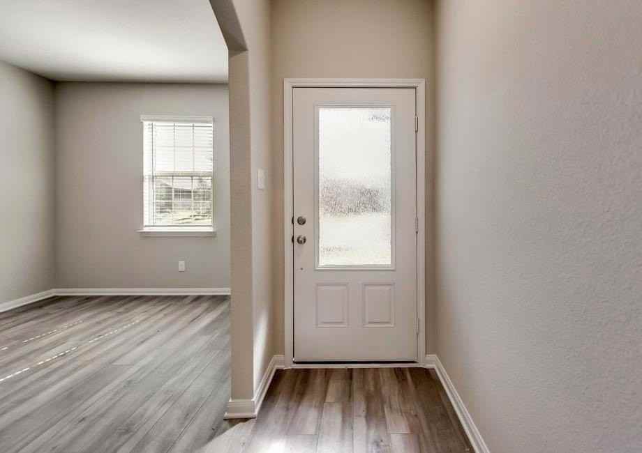 247 Elam Dr - Photo 2 of 15