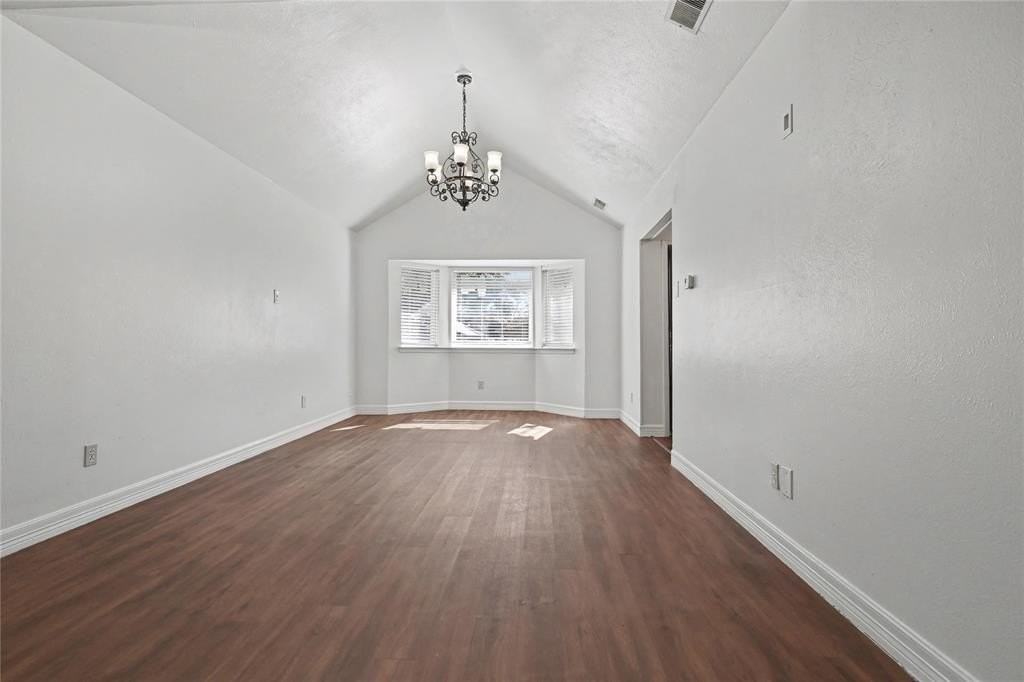 13317 Southview Ln - Photo 5 of 20