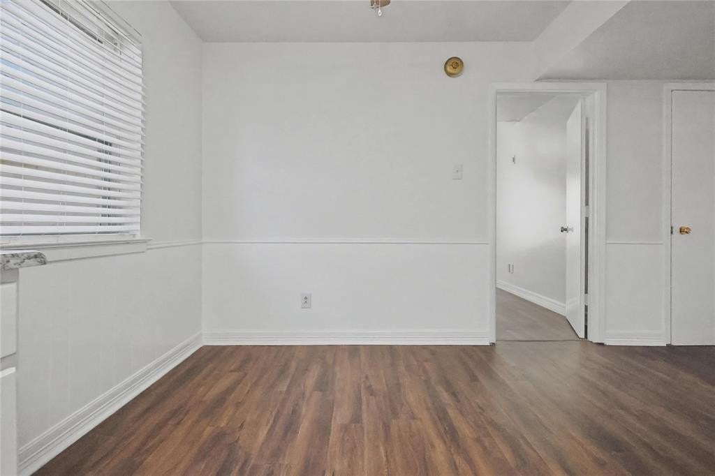 13317 Southview Ln - Photo 6 of 20