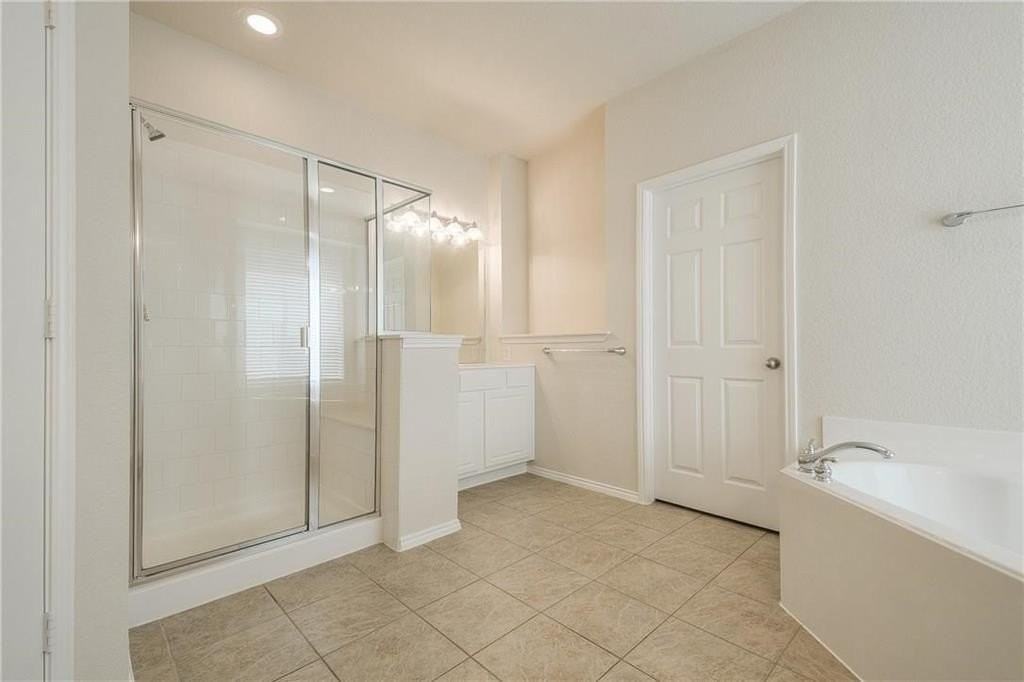 2338 Falcon Point Dr - Photo 7 of 17