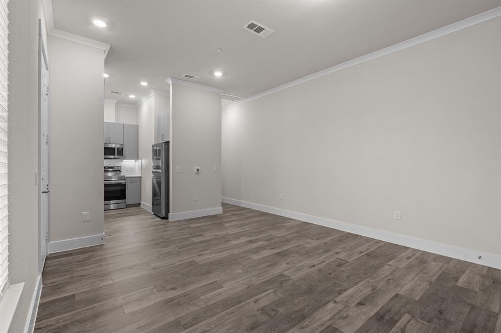 3274 Ganzer Rd W #102B - Photo 3 of 22