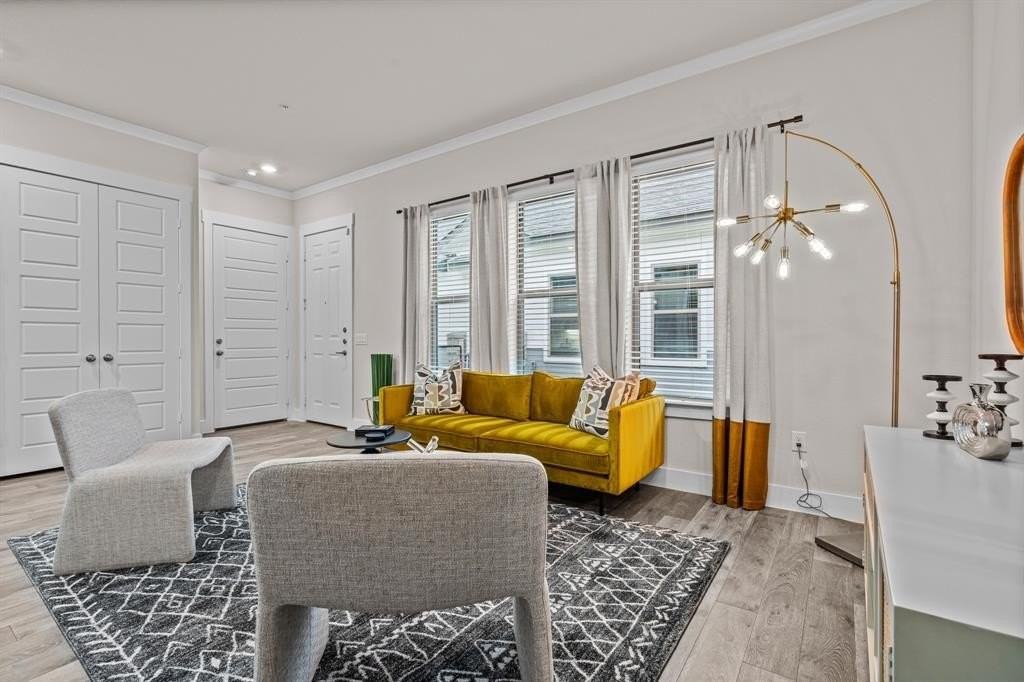 3278 Ganzer Rd W #215B - Photo 5 of 32