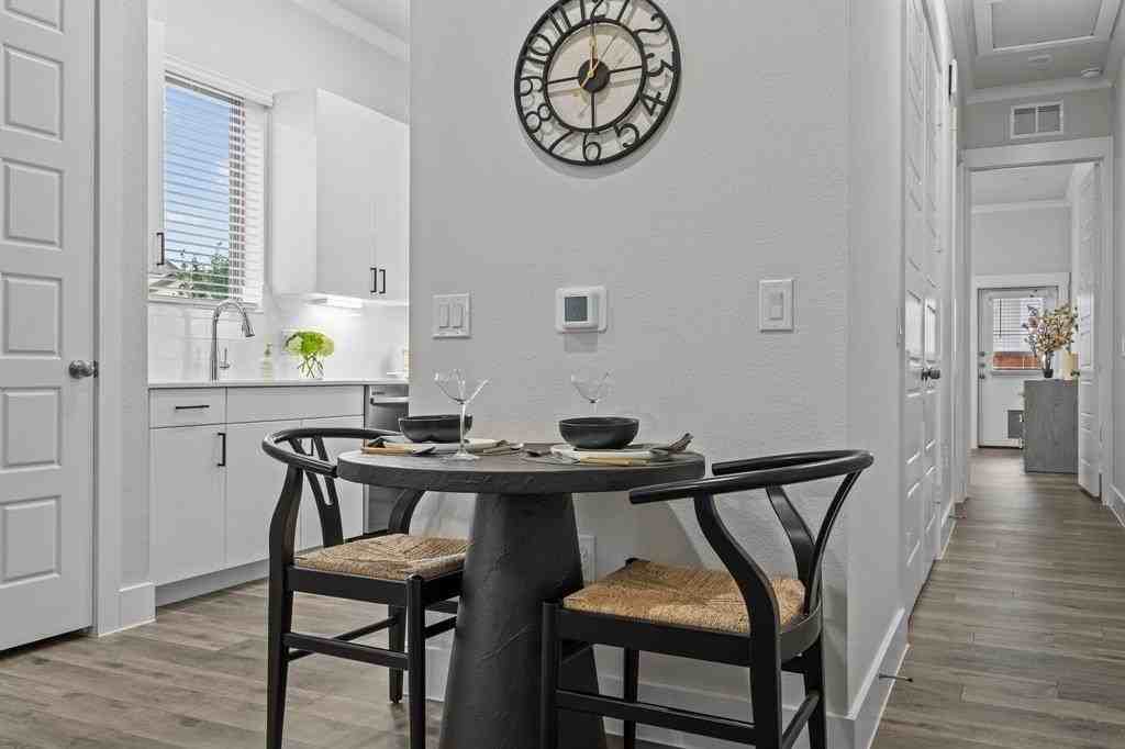 3279 Ganzer Rd W #125B - Photo 7 of 25