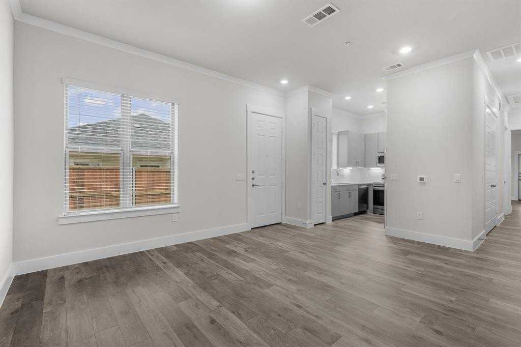 3280 Ganzer Rd W #127B - Photo 5 of 22