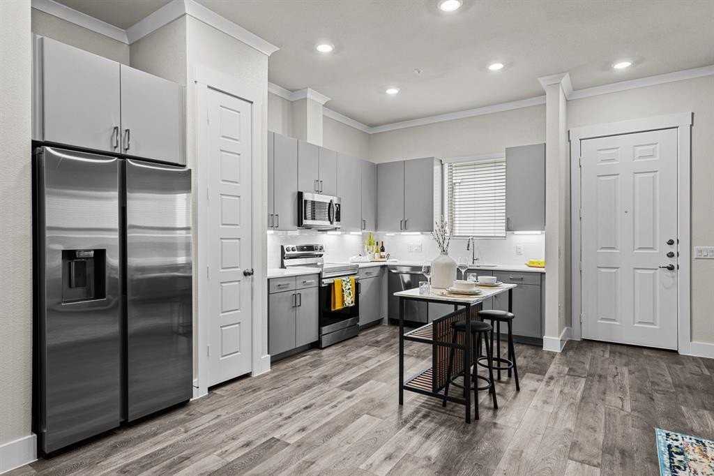 3284 Ganzer Rd W #1107A - Photo 6 of 37