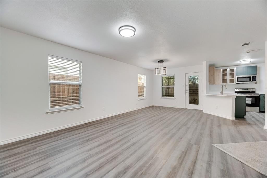 812 Isla Verde Plz - Photo 3 of 19