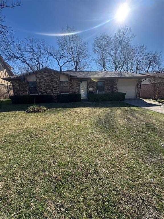 257 Merribrook Trl - Photo 2 of 13