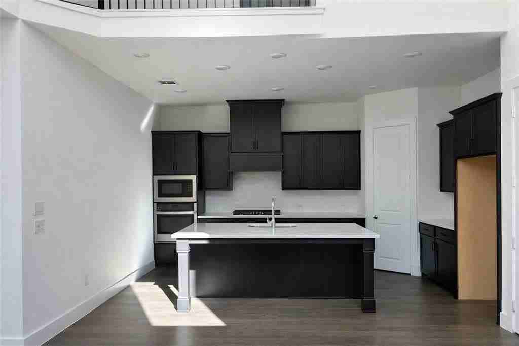 1517 Kinglet Pl - Photo 4 of 14