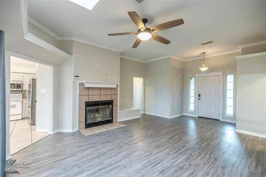 3942 Notre Dame Cir - Photo 6 of 31