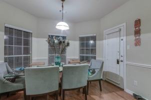 featured image of 1402 Vineyard Dr