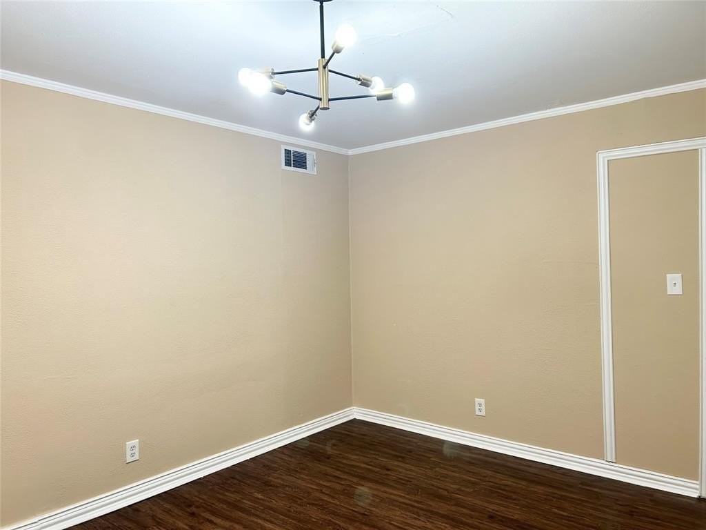 2219 Addington St - Photo 2 of 24