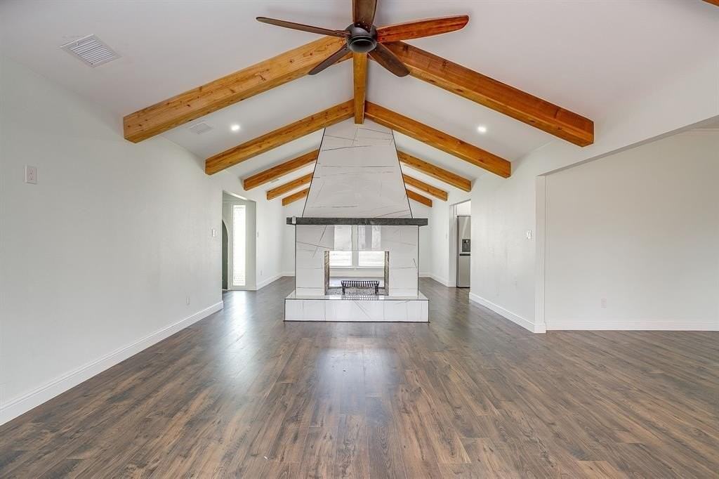 202 S Cummings Dr - Photo 5 of 20