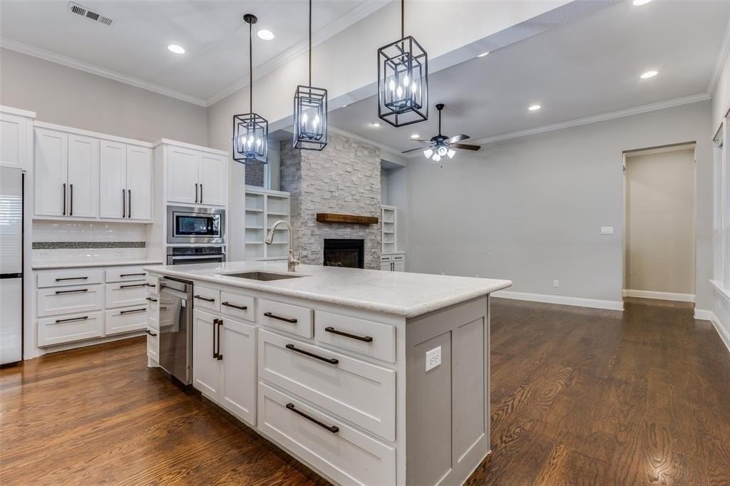 7301 Avondale Dr - Photo 6 of 23