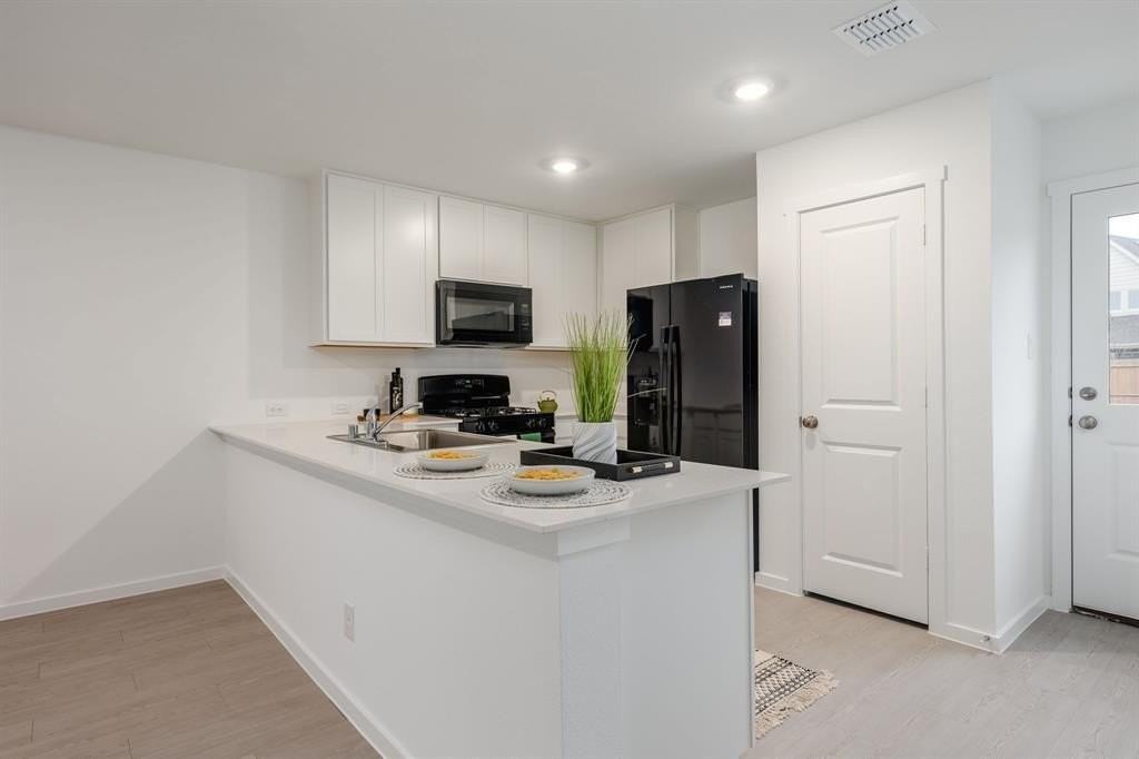 1119 Barbary Fields St - Photo 4 of 14