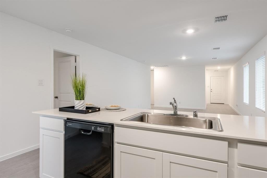 1119 Barbary Fields St - Photo 7 of 14