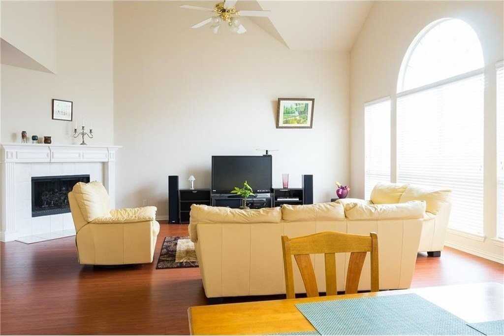 4141 Silverthorne St - Photo 6 of 21