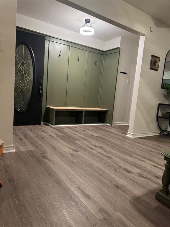 1470 Beechwood Ln - Photo 2 of 24