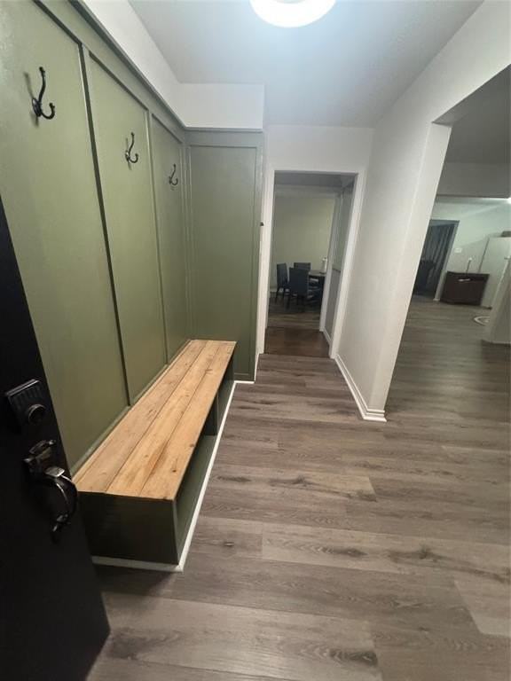 1470 Beechwood Ln - Photo 3 of 24