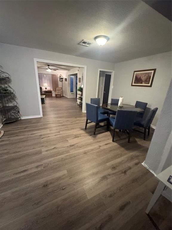 1470 Beechwood Ln - Photo 7 of 24