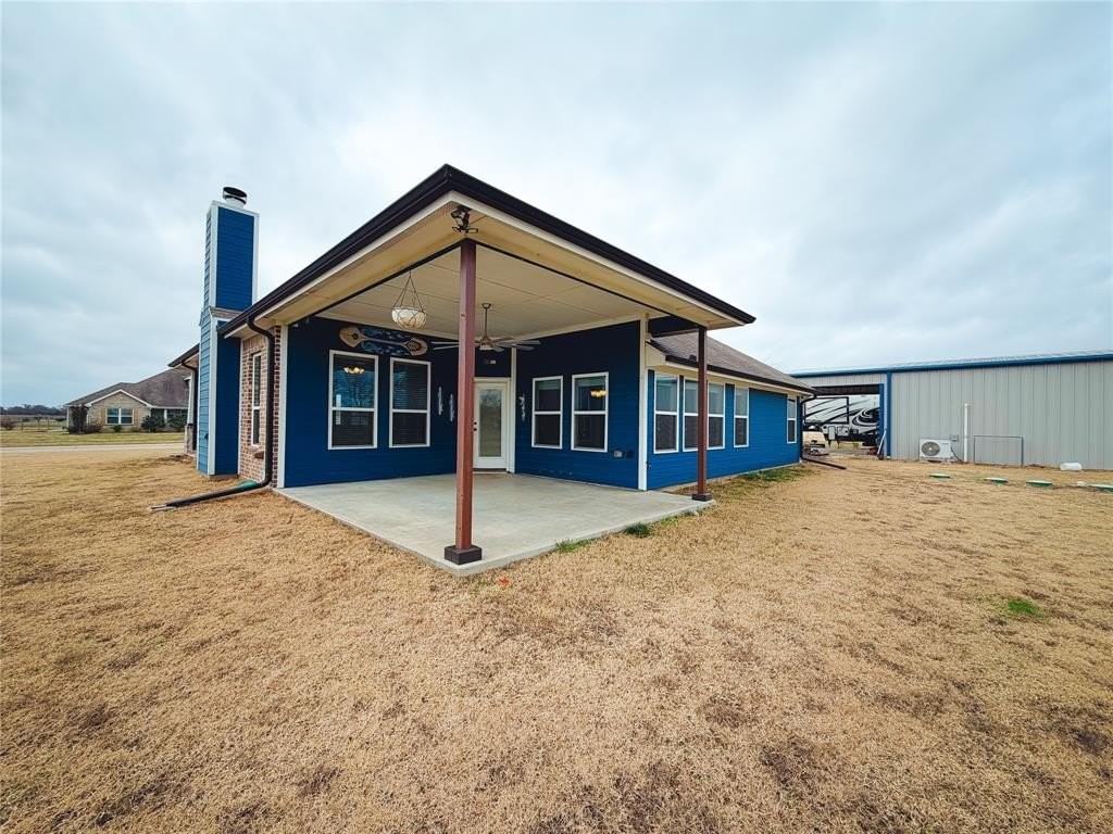 4428 Destiny Dr - Photo 4 of 6