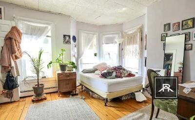 84 Linden St - Photo 3 of 4