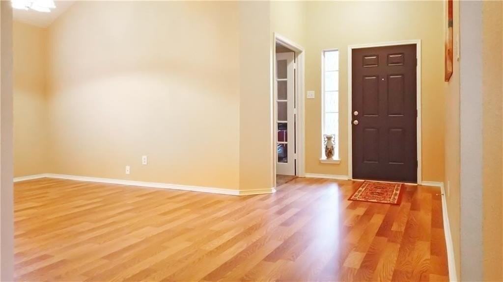 809 Alder Dr - Photo 4 of 23