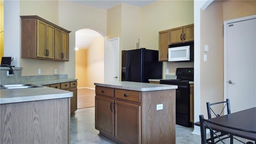 809 Alder Dr - Photo 5 of 23