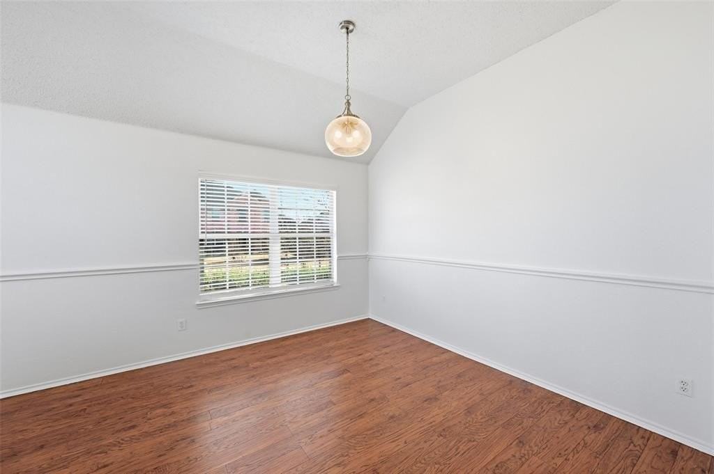 2116 Sandstone Ct - Photo 6 of 26