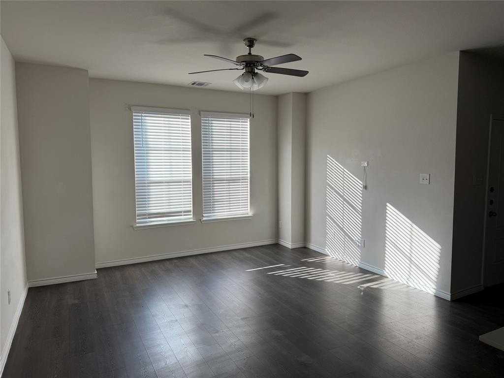 1924 Buffalo Hill Dr - Photo 3 of 26